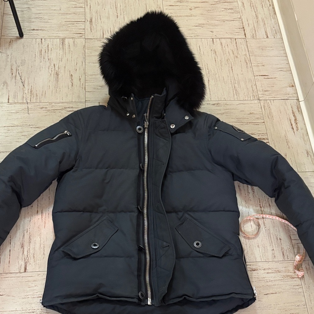 MOOSE KNUCKLES Original Shearling Men's Black Puffer Jacket with Fur Hood Size M - Picture 4 of 16